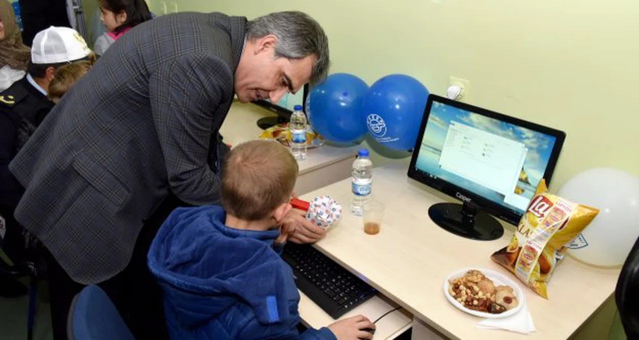 Gümüşhane Emniyeti, geleceğin yıldızları için teknoloji sınıfı oluşturdu