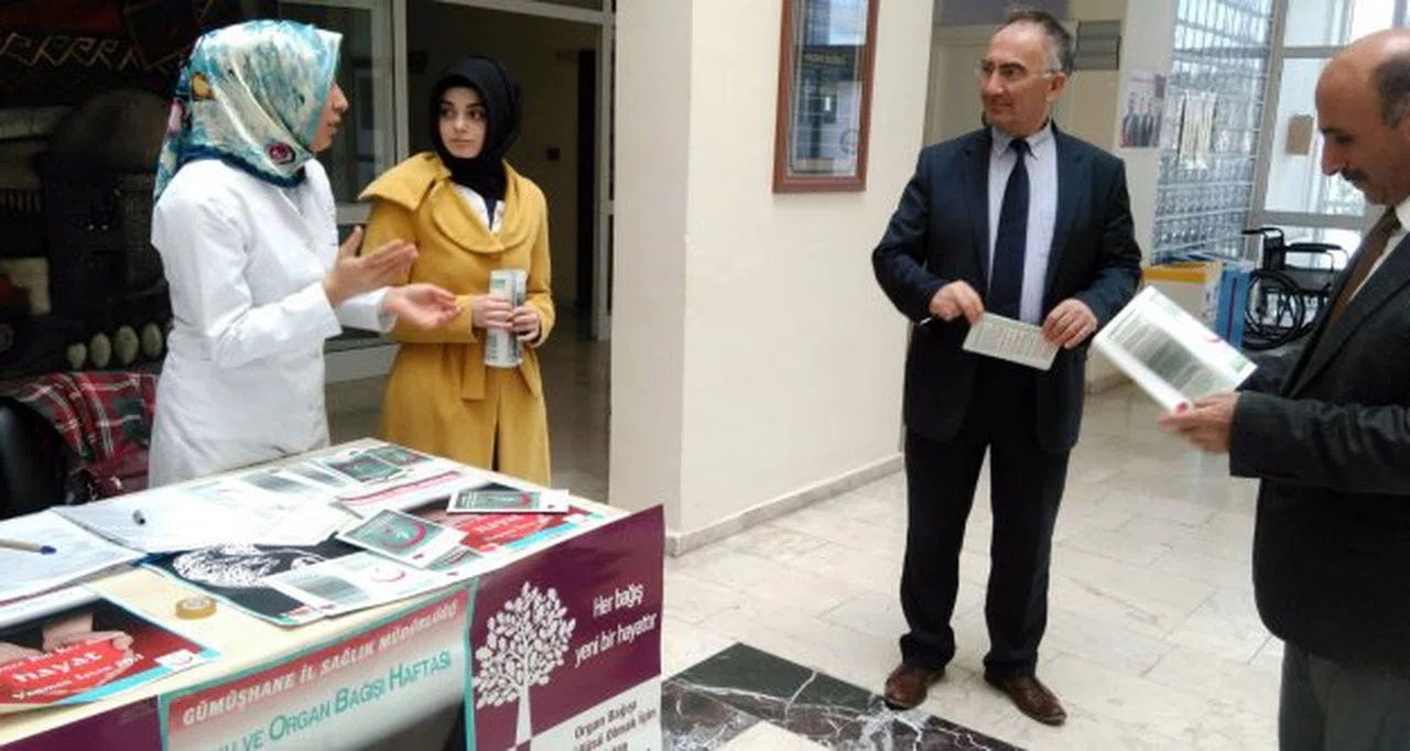 Kelkit'te organ bağışı standı kuruldu