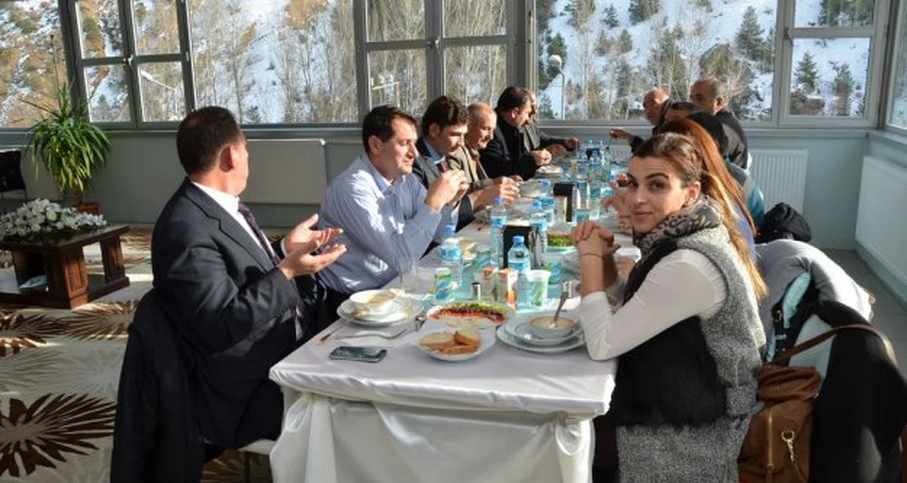 'Gelin Engelleri Beraber Aşalım' Projesi Kapsamında Yemek Programı Düzenlendi