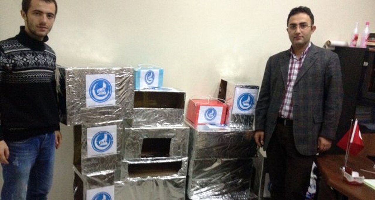 Ülkü Ocaklarından Sokak Hayvanlarına Barınak ve Yiyecek Yardımı