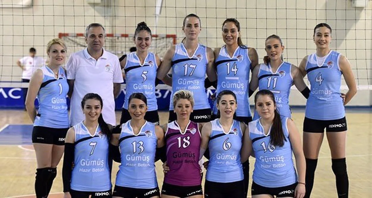 Gümüş Kızlar Play-Off aşkına: 3-0