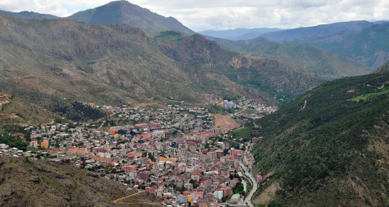 Türkiye'de 433 bin 527 Gümüşhaneli var