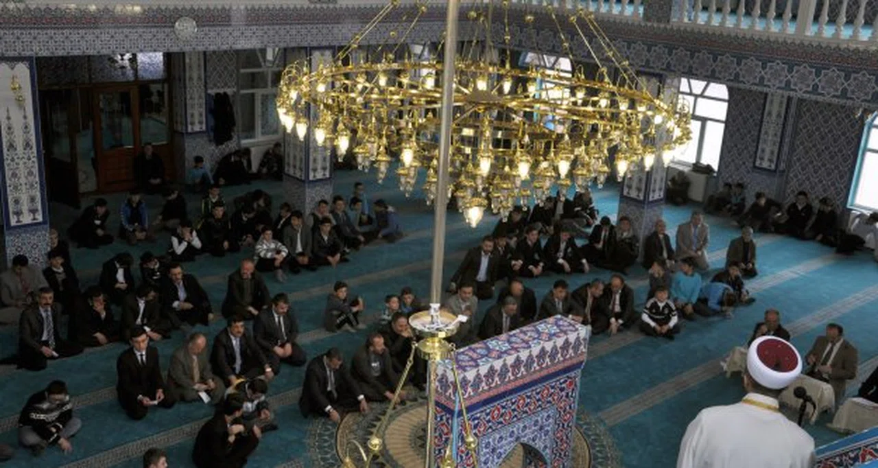 Gümüşhane’de Genç Hatipler Mimberde Hutbe Okuma Yarışması Yapıldı