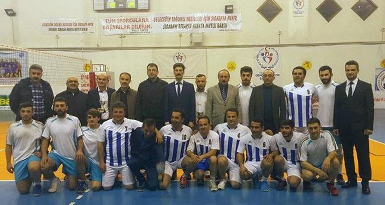 Torul’da Kaymakamlık Kupası Voleybol Turnuvası sona erdi