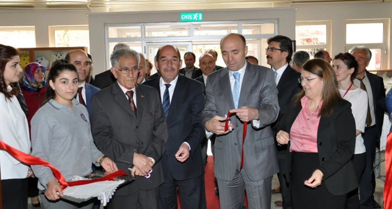 Geleceğin annelerinden bilim fuarı