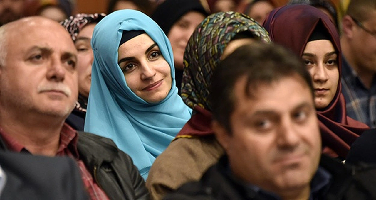 Gümüşhane Belediyesinden Kutlu Doğum ve Şehitleri Anma Programı