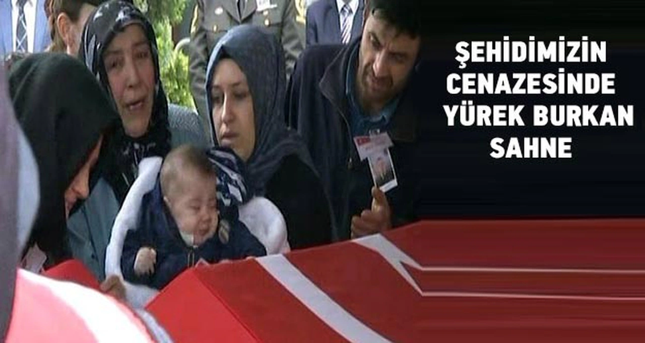 Minik İkizlerin Şehit Babaya Son Bakışı