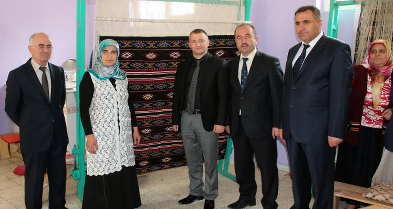 Şiran’da Ala Kilim projesi devam ediyor