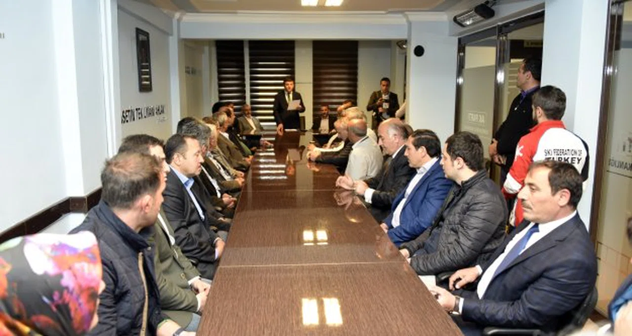 AK Parti İl Başkanı Köse: Bu bir bayrak yarışıdır