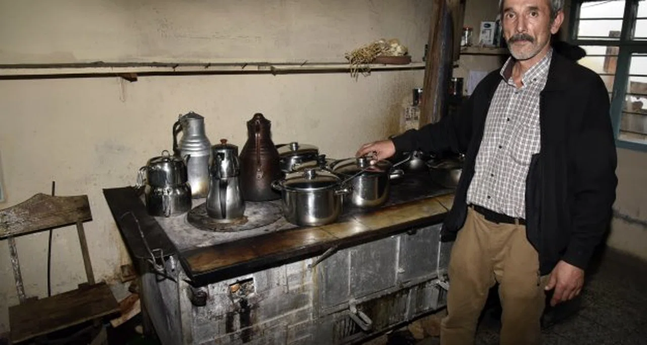 Bu soba 52 yıldır hiç sönmedi