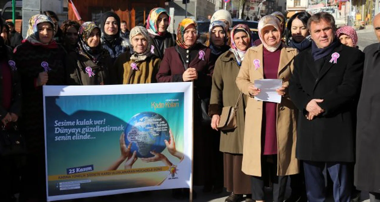AK Partili kadınlardan şiddet bildirisi