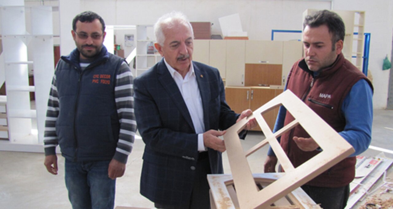 Akçay:  OSB’de üretim artarak devam ediyor