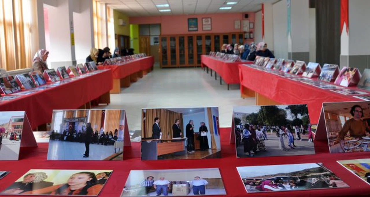 ‘Kızlarımız Okullaşıyor, Üniversiteler ve İş Alanlarıyla Buluşuyor’ projesi sona erdi