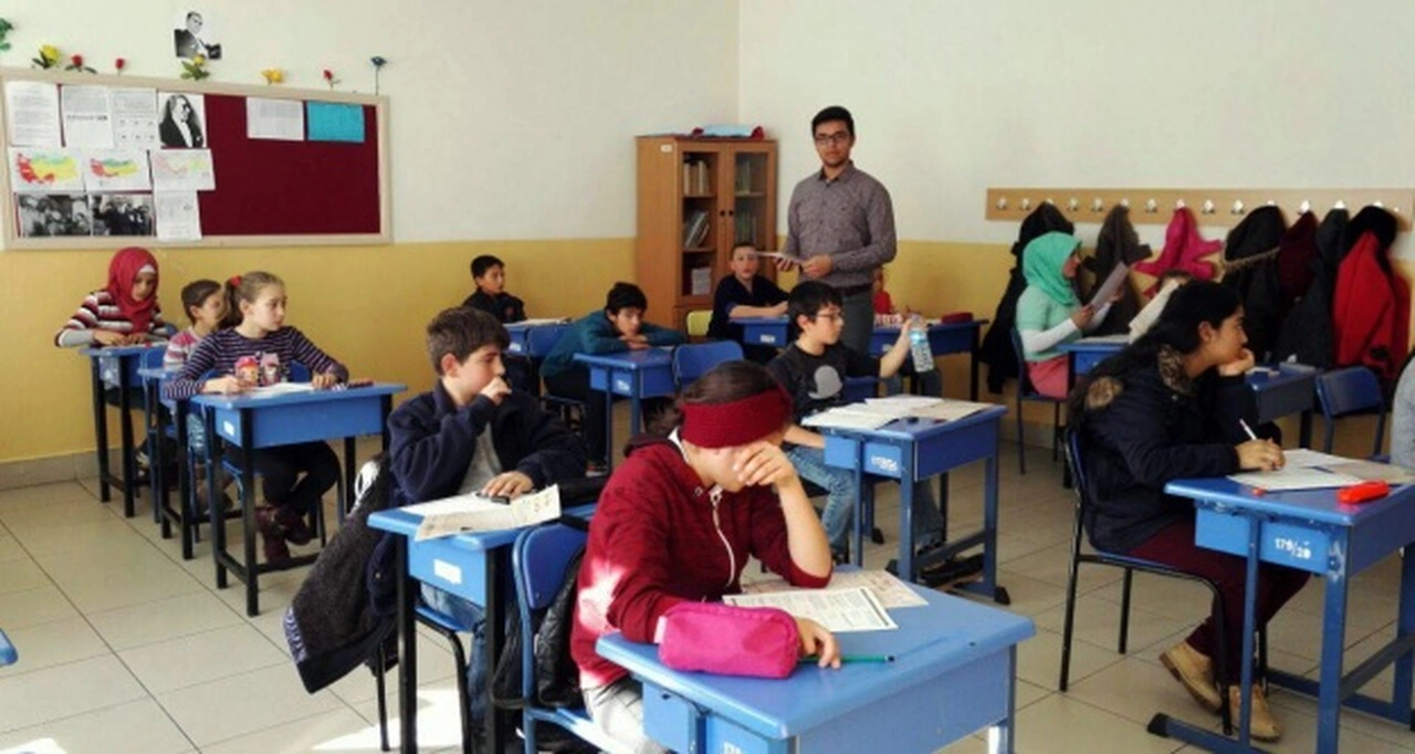 Gümüşhane’de 2 bin öğrenci Siyer-i Nebi sınavına katıldı