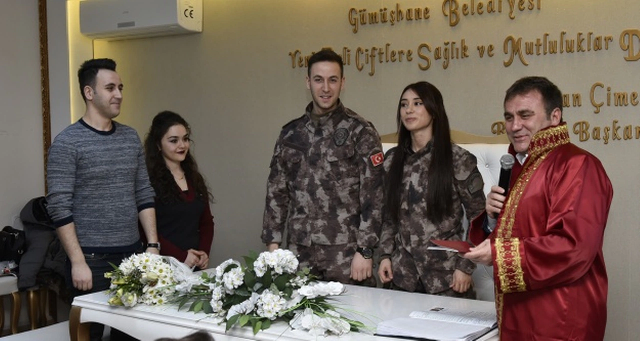 Başkan Çimen özel harekat polislerinin nikahını kıydı