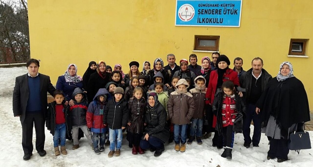 Sevgi Yolu küçük yürekleri mutlu etti