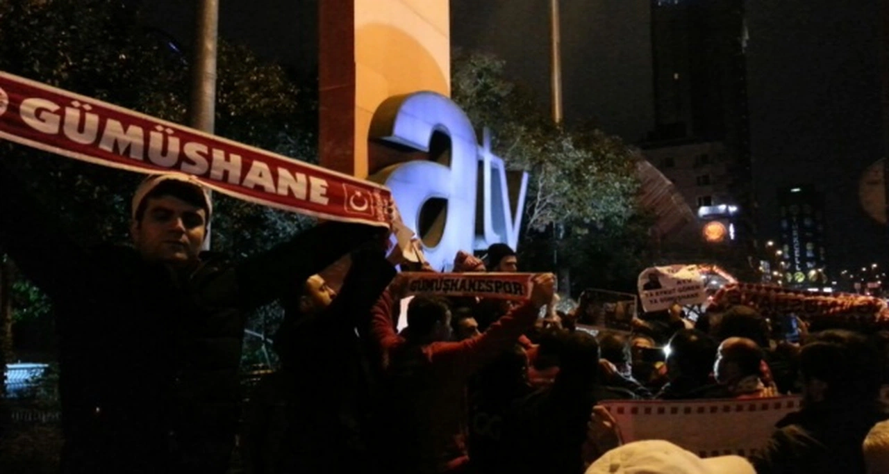 Gümüşhanespor taraftarlarından ATV binası önünde açıklama