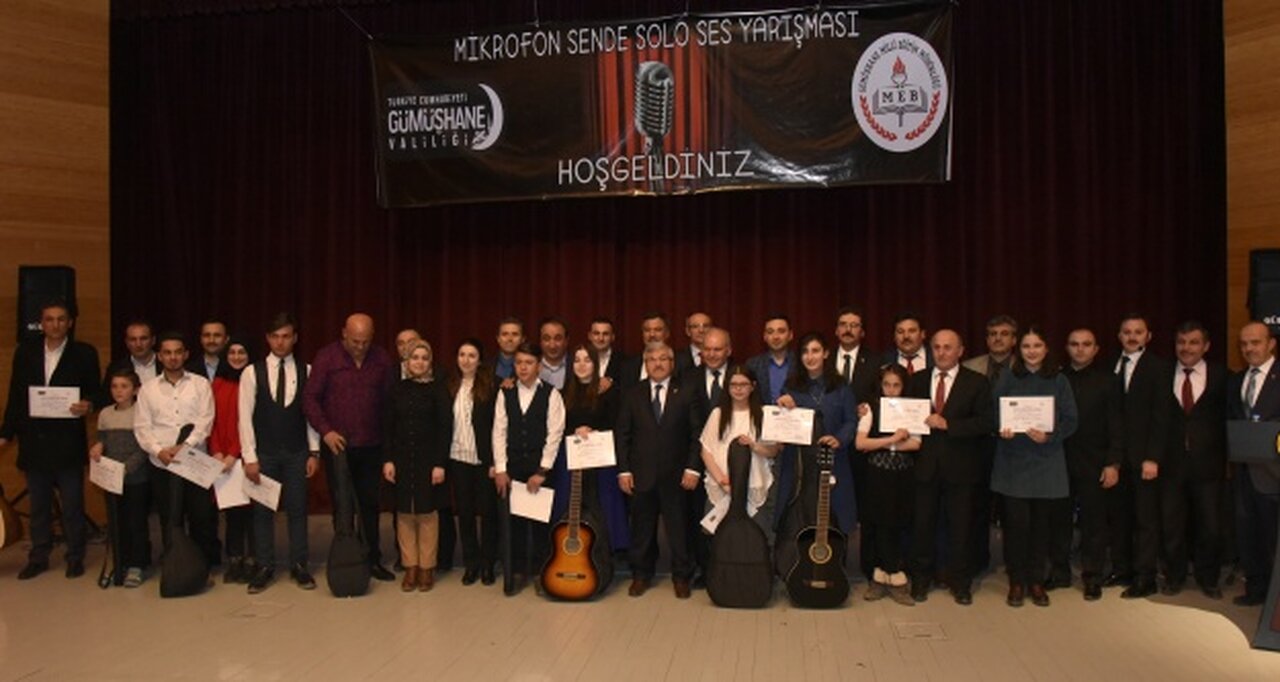 ‘Mikrofon Sende Solo Ses Yarışmasının’ finalleri yapıldı