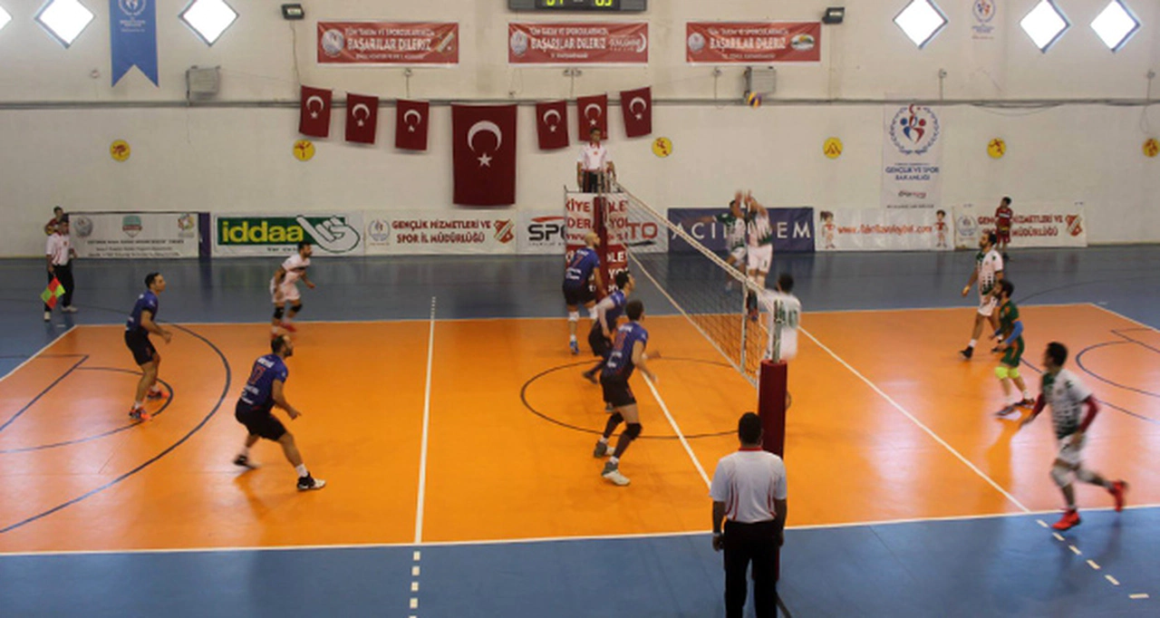 Torul Gençlik adım adım Efeler Ligine