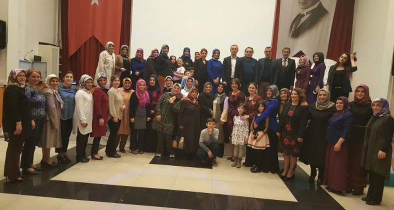 Sağlık-Sen Kadın Kollarından kahvaltı programı