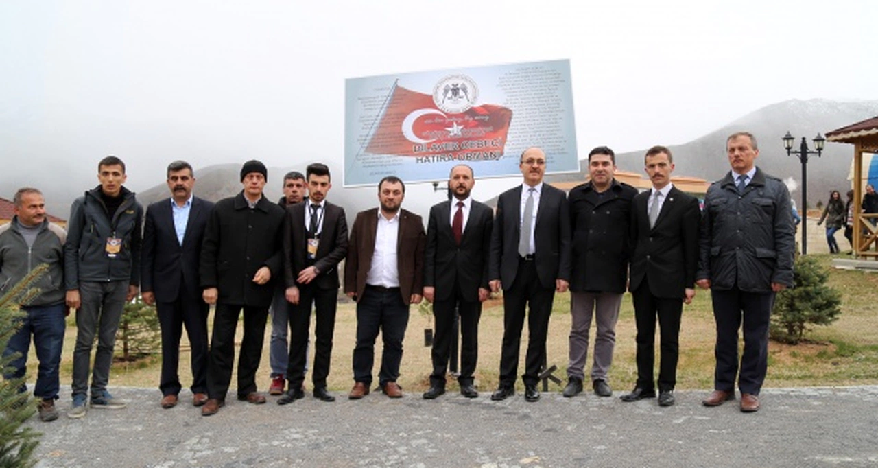 GÜ'de şair Cebeci anısına Hatıra Ormanı