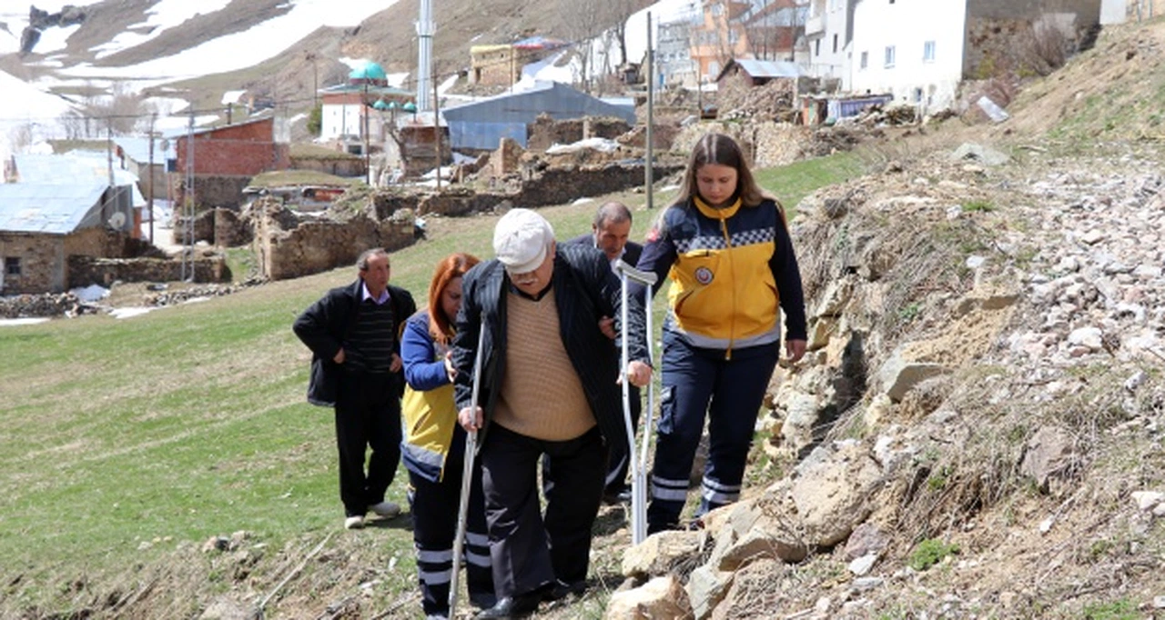 Gümüşhane'de hastalar sandıklara devlet eliyle götürülüyor