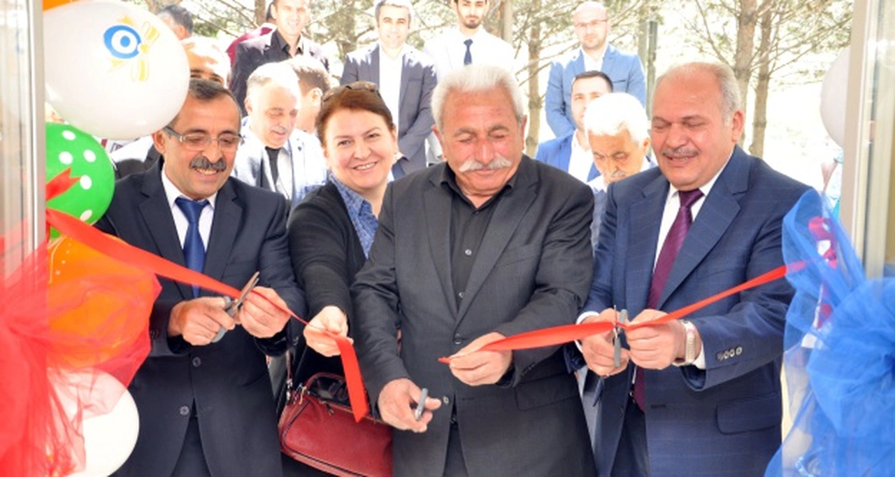 Arzular Ortaokulu TÜBİTAK Bilim Fuarı Açtı