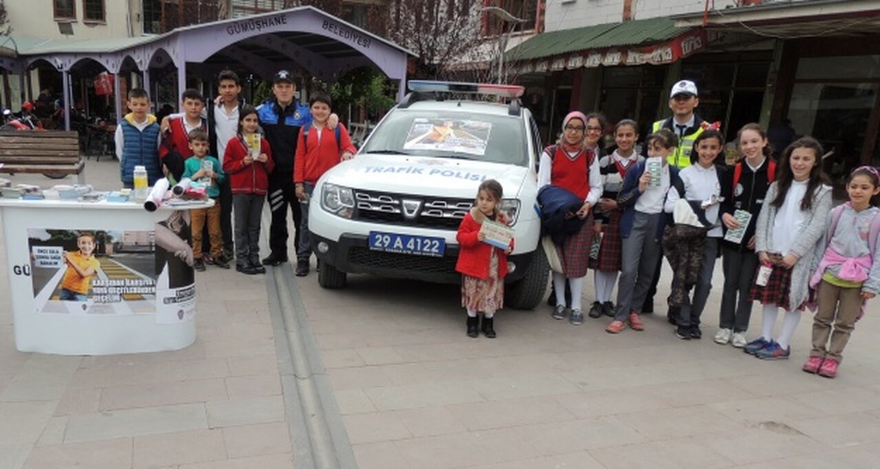 Gümüşhane’de karayolu güvenliği ve trafik haftası kutlandı