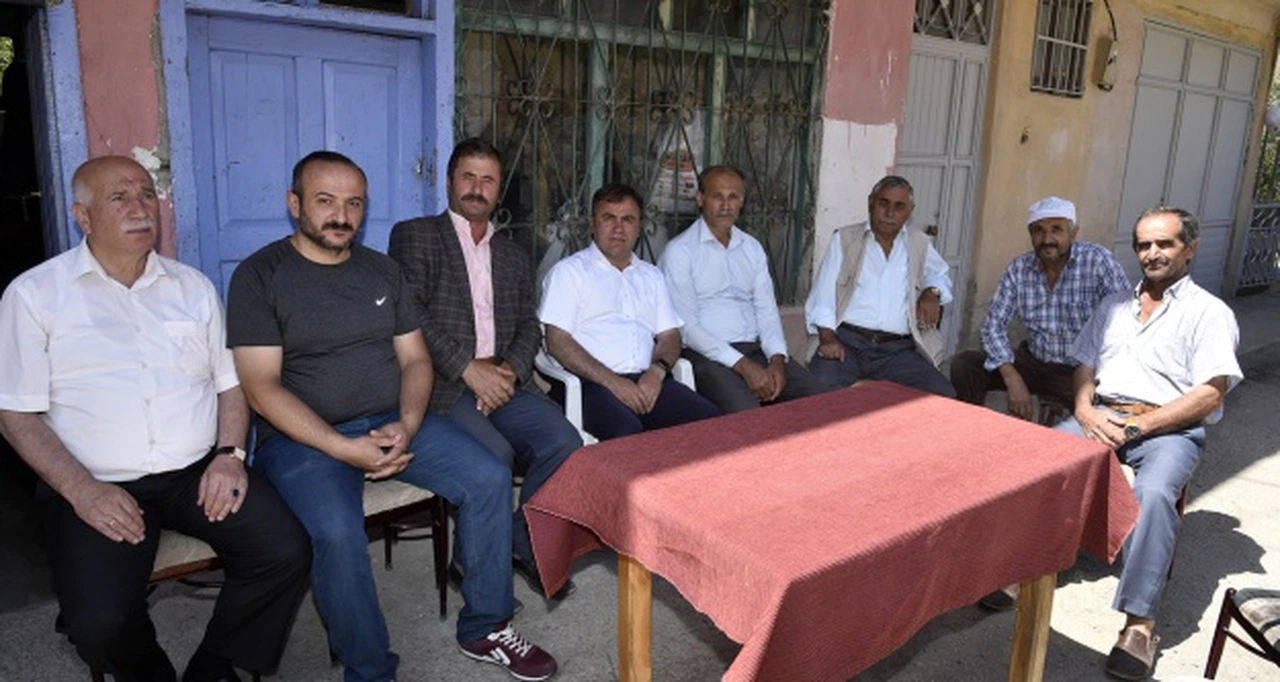 Başkan Çimen'den şehit öğretmen Necmettin Yılmaz’ın ailesine taziye ziyareti
