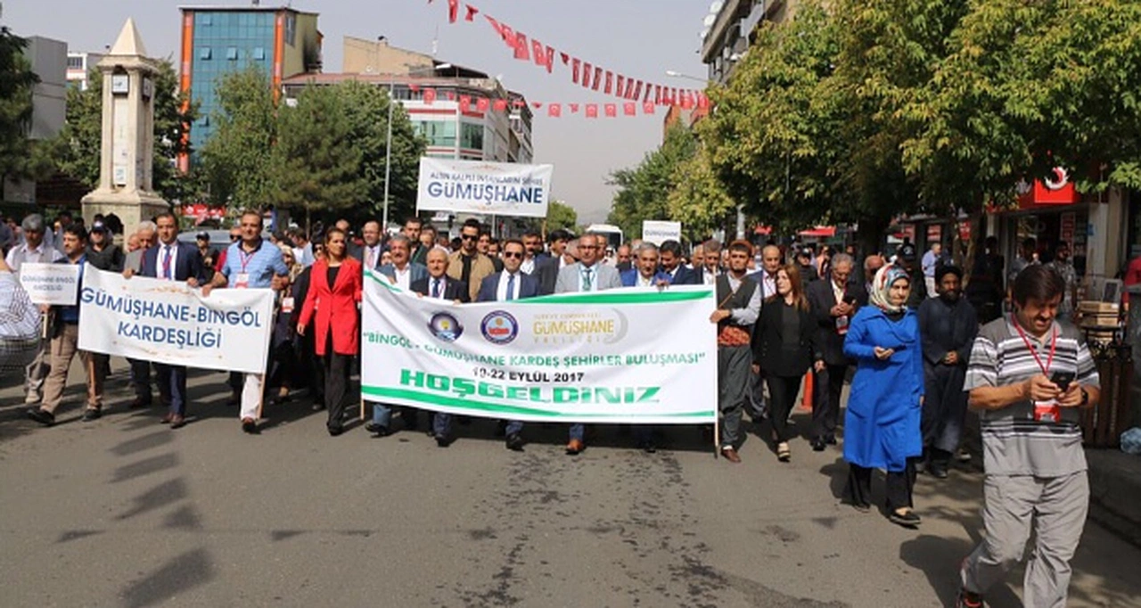 Bingöl-Gümüşhane kardeşliği perçinleniyor