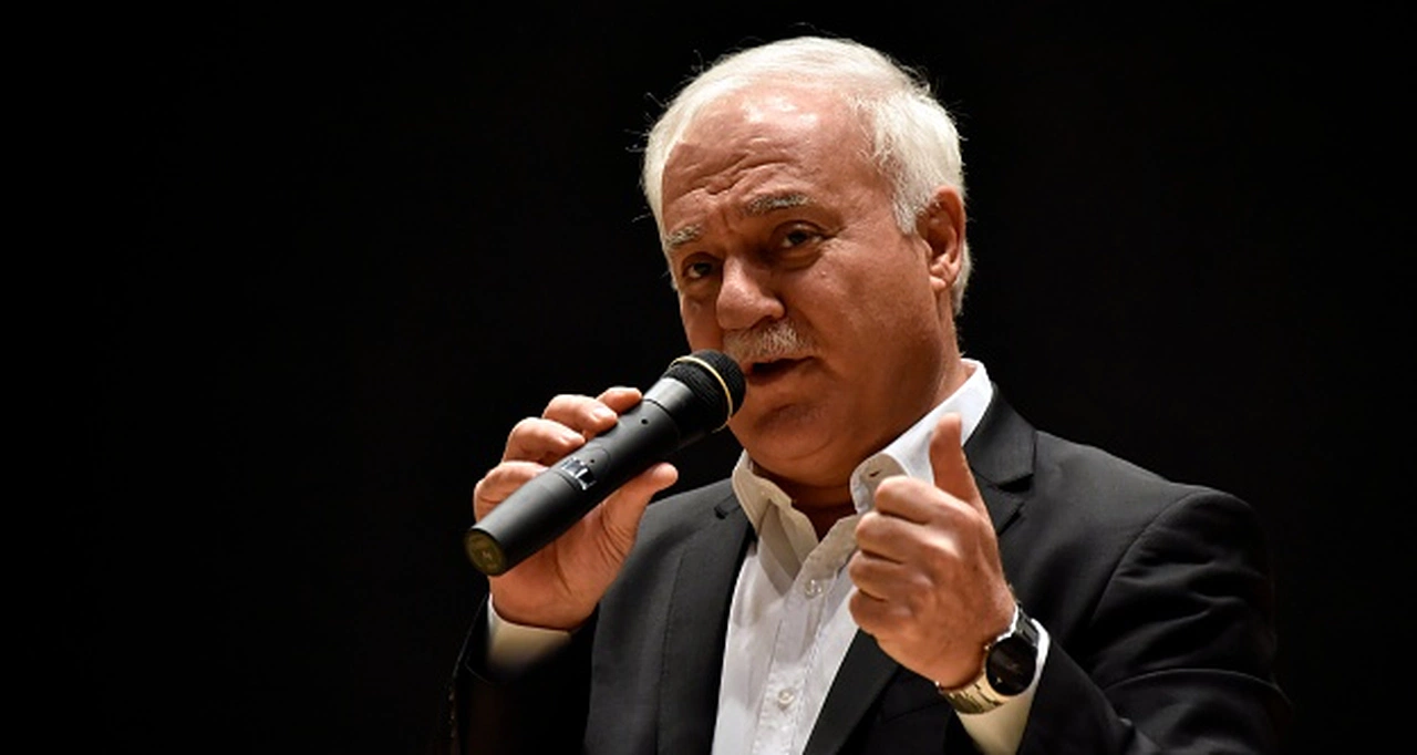 İlahiyatçı Nihat Hatipoğlu’dan hadis vurgusu