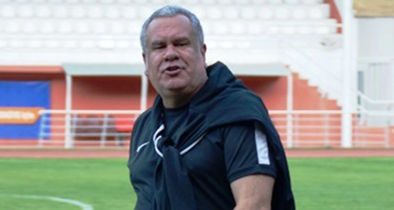 Levent hoca isyan etti