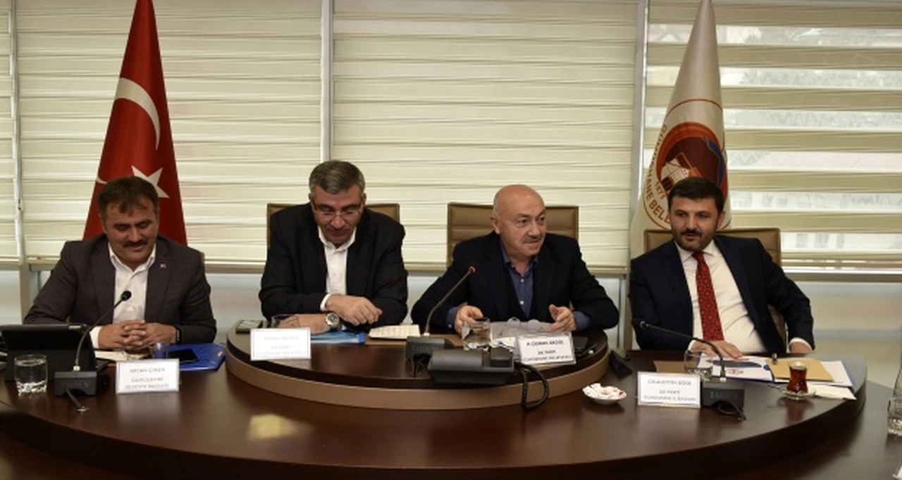 Milletvekilleri basınla buluştu