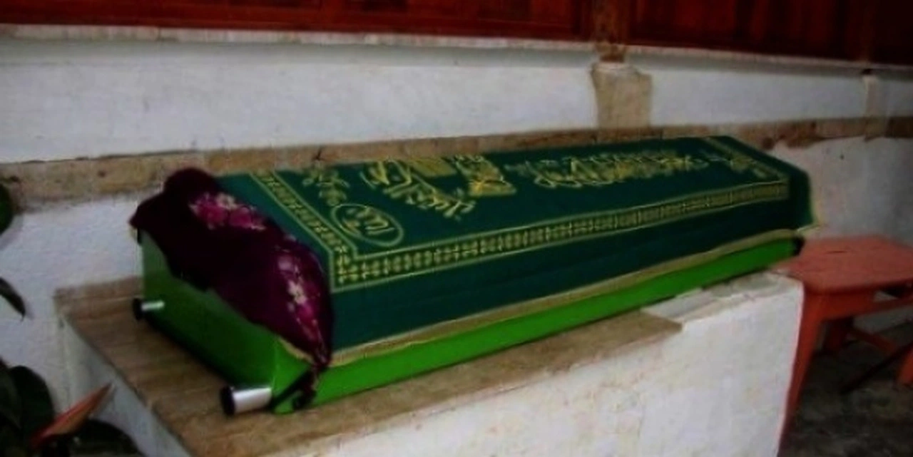 Sabire ÖZDEMİR Hakk'ın rahmetine kavuşmuştur