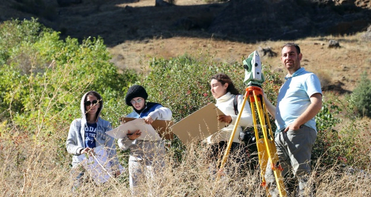 Süleymaniye’de iki kilisenin restorasyon projeleri hazırlanıyor