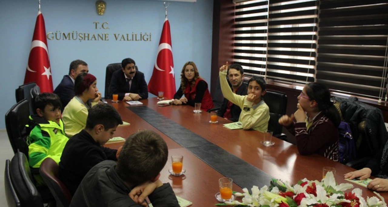 Gümüşhane’de kitap okuma halkaları projesi devam ediyor