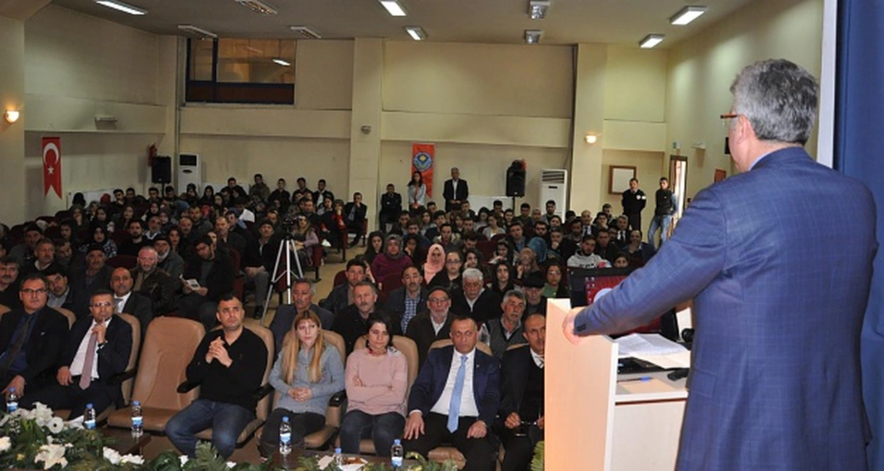 Üreticilere Buzağı Besleme ve Buzağı Kayıplarının önlenmesi eğitimi verildi