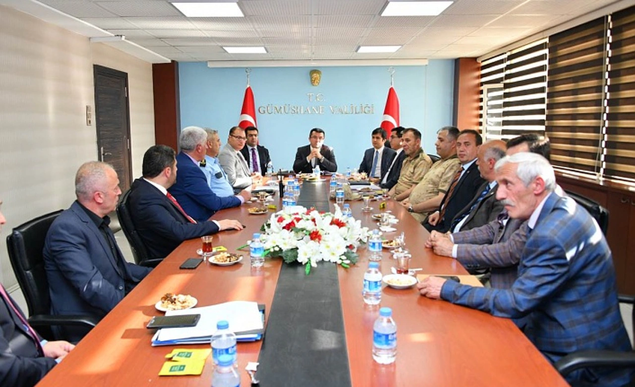 Gümüşhane’de Seçim Güvenliği Toplantısı Gerçekleştirildi