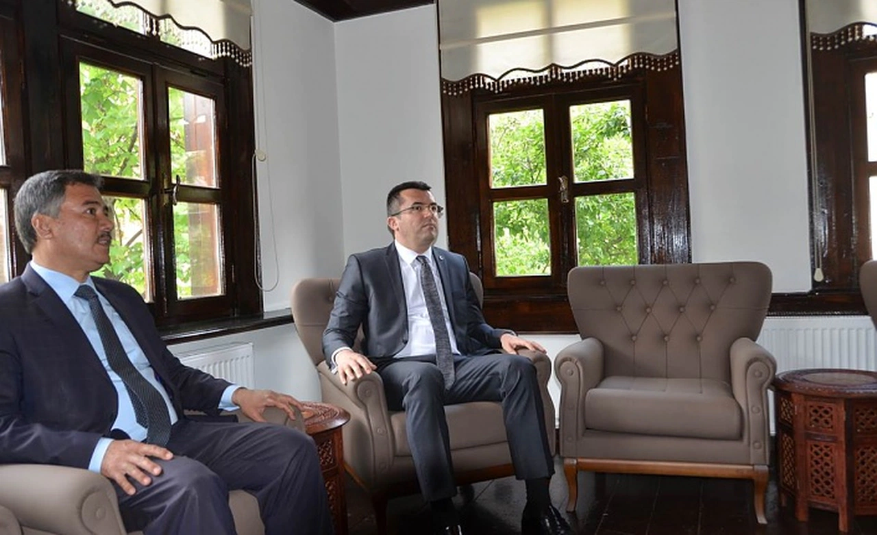 Özdenoğlu konağı gün sayıyor