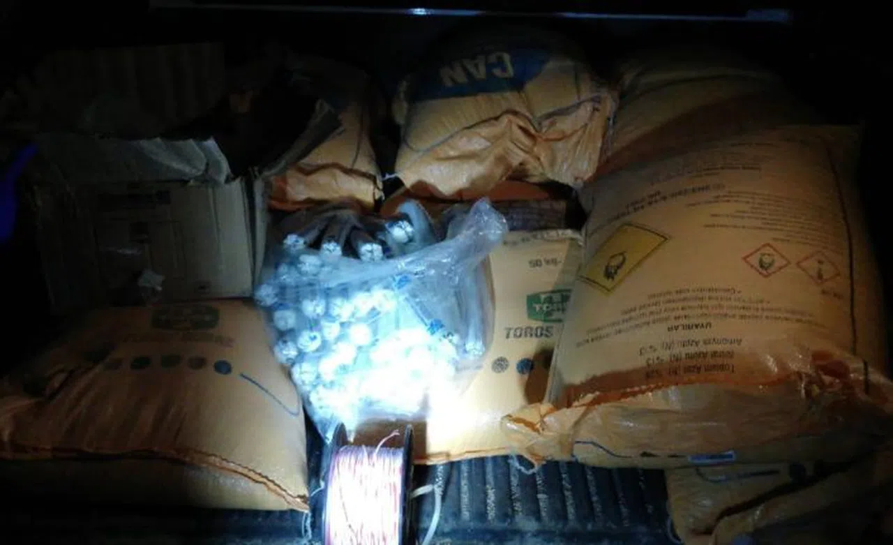 Gümüşhane’de izinsiz dinamit taşıyan şahıs ve taşıttıran şantiye şefi tutuklandı