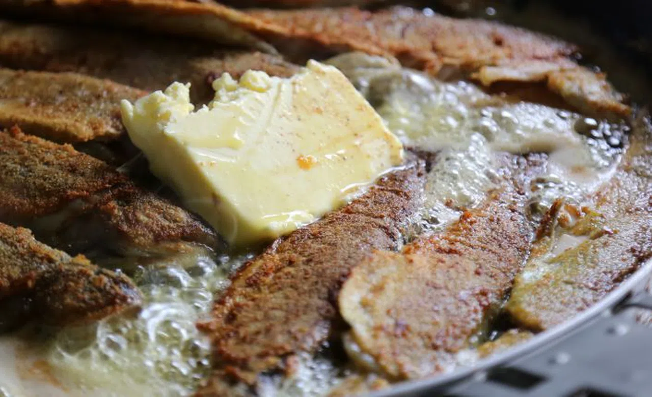 'İyi alabalık bol tereyağında, ağır ateşte yavaş yavaş pişer'