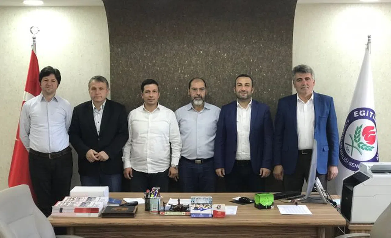 Eğitim-Bir-Sen Gümüşhane Üniversite temsilciliğinde bayrak değişimi