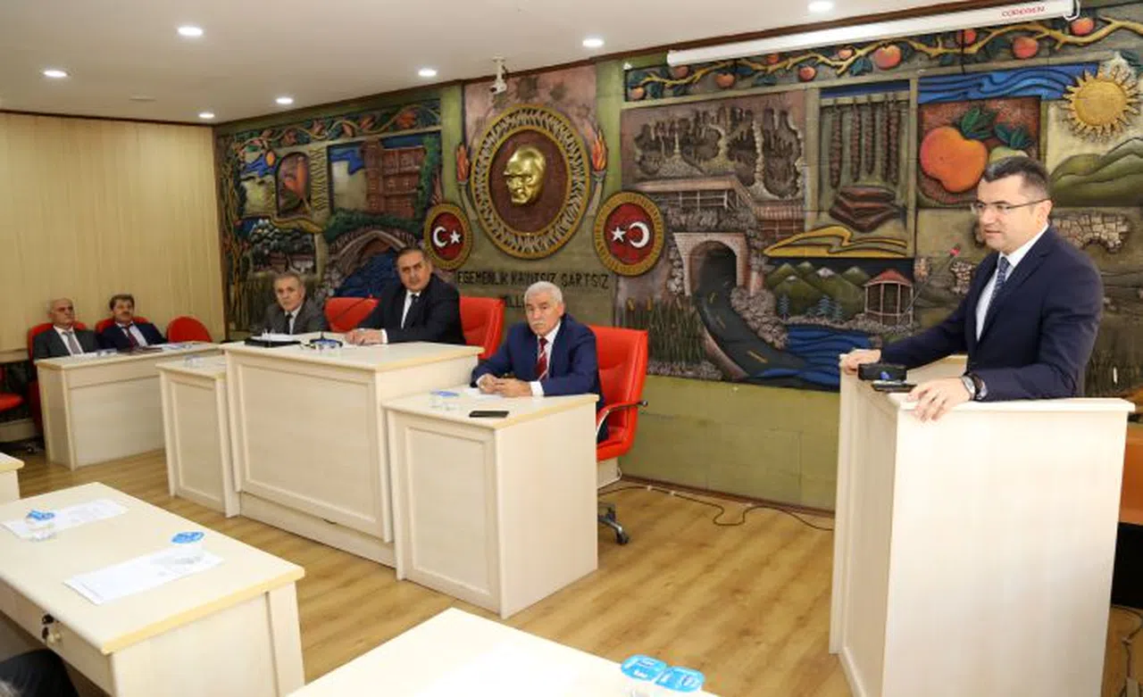 Vali Memiş, İl Genel Meclisine veda etti