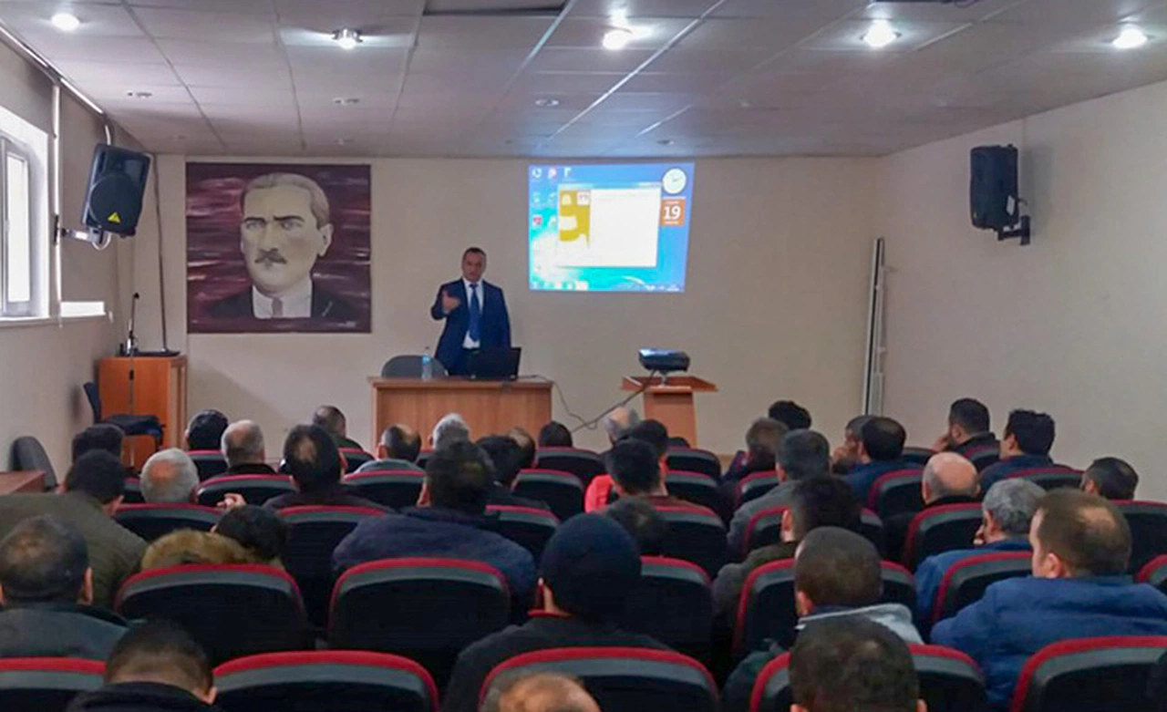 Yükümlülere çocuk eğitimi ve yetişkin tutumu anlatıldı