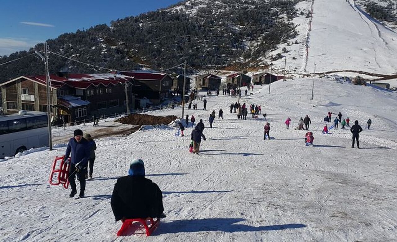 Zigana’da kızak keyfi hızlı başladı