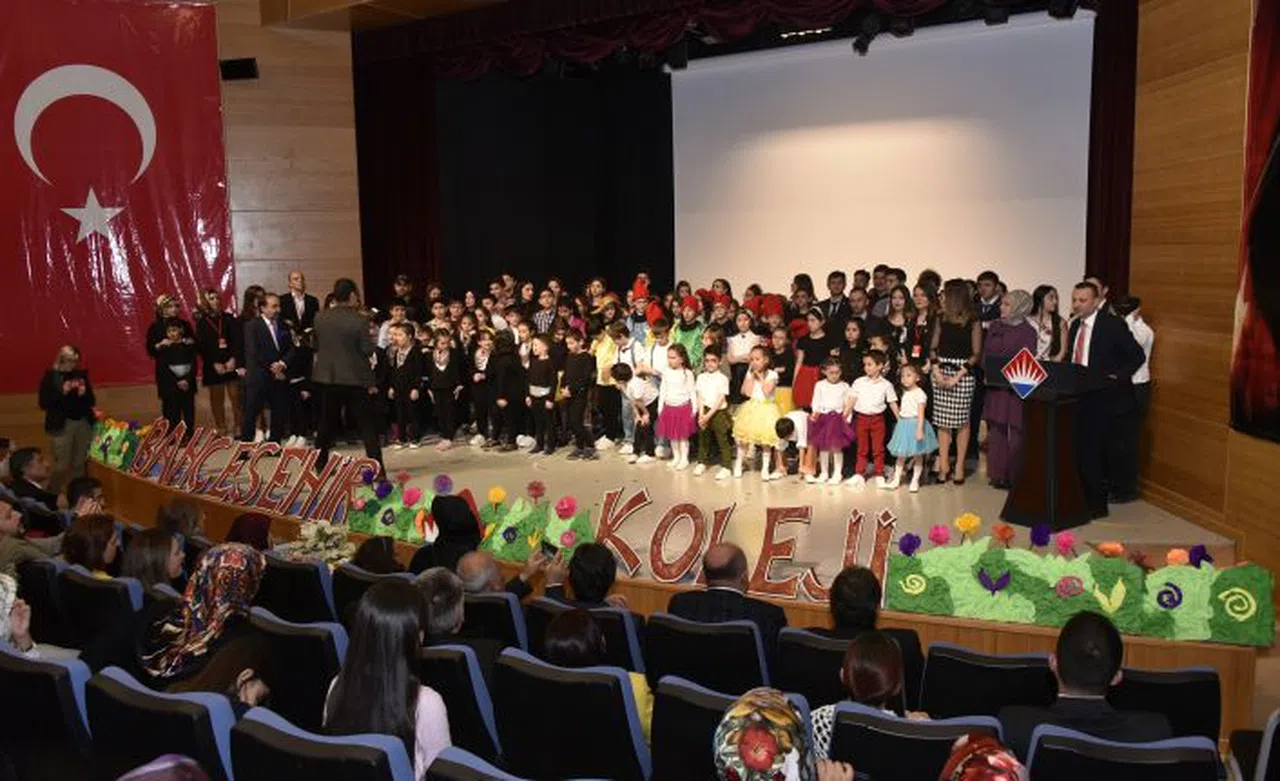 Bahçeşehir Koleji’nden ‘Hoş Geldin Bahar’ programı