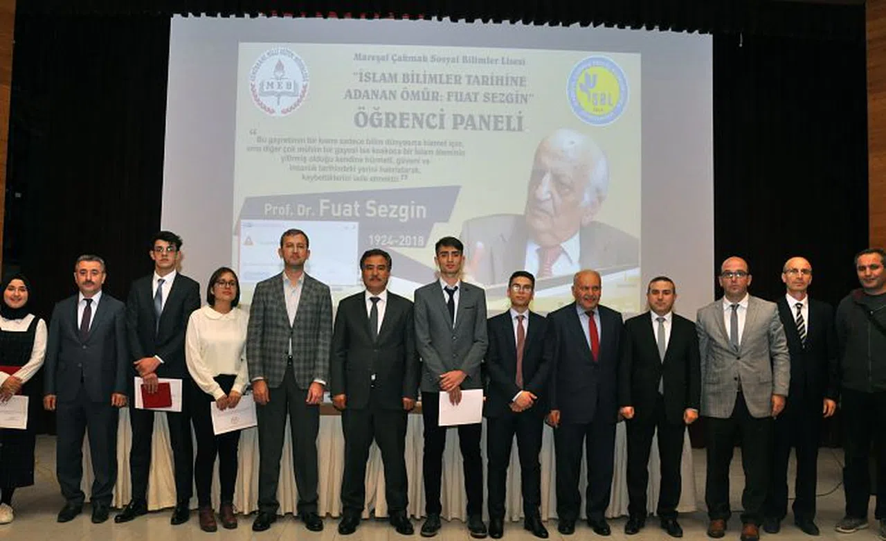 Sosyal Bilimler Lisesi öğrencilerinden ‘Fuat Sezgin’ paneli