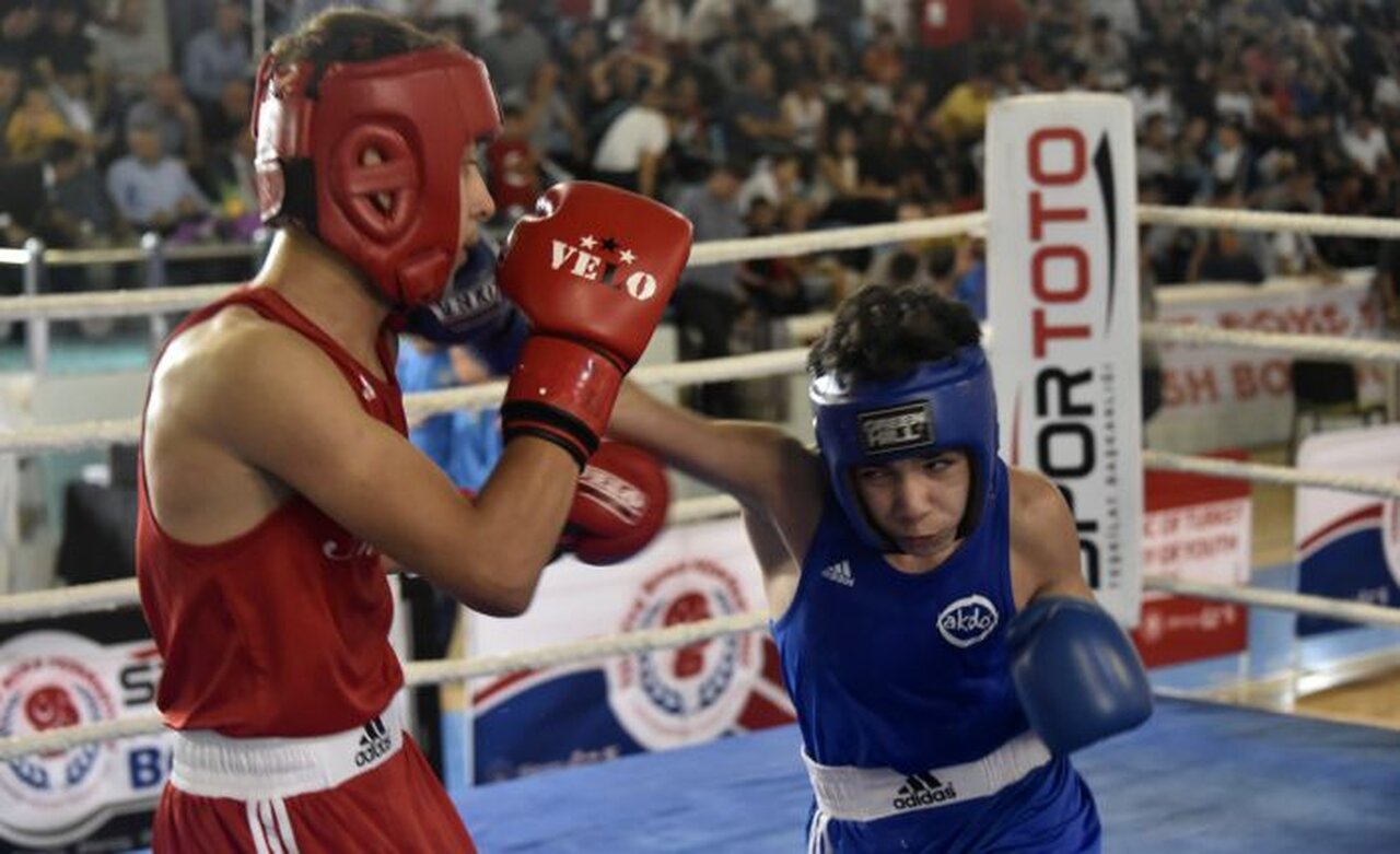 Üst Minikler Türkiye Ferdi Boks Şampiyonası Gümüşhane’de başladı