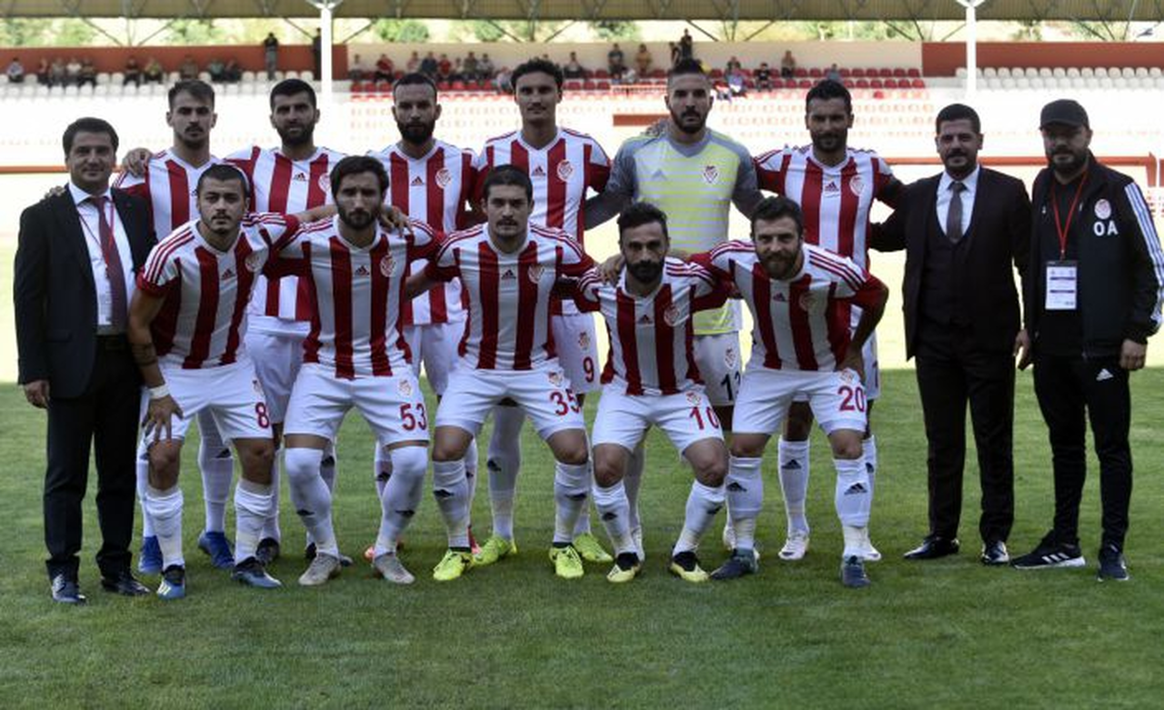 Gümüş 3 puanla Çorum’da tanıştı