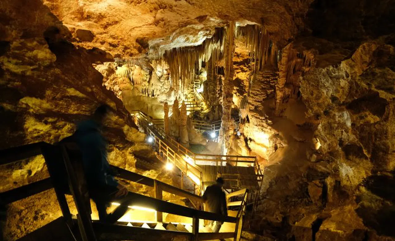Yer altındaki gizemli dünyayı 120 bin kişi ziyaret etti